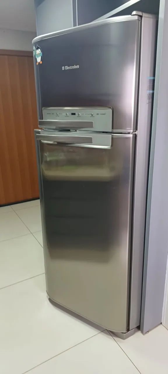 Geladeira Eletrolux Inox