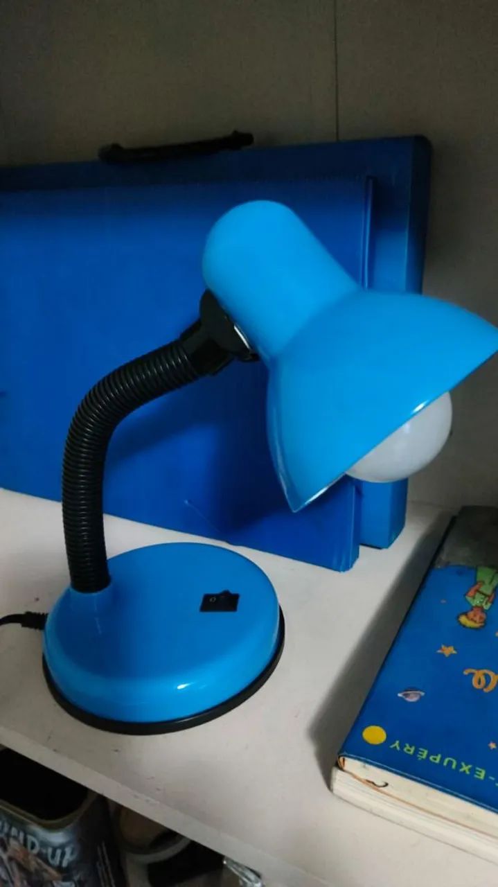 Luminária com base maleável - Foto 3