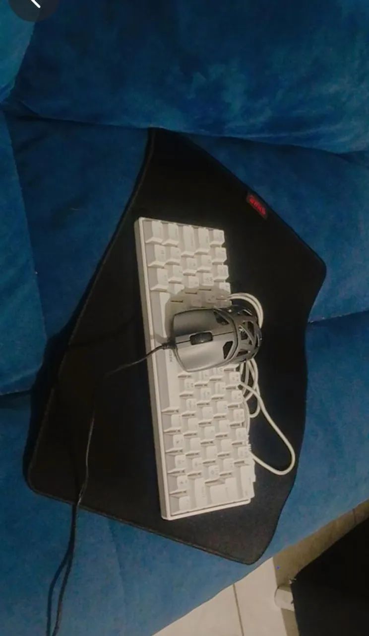 Teclado  mecânico é mause é mause pedi