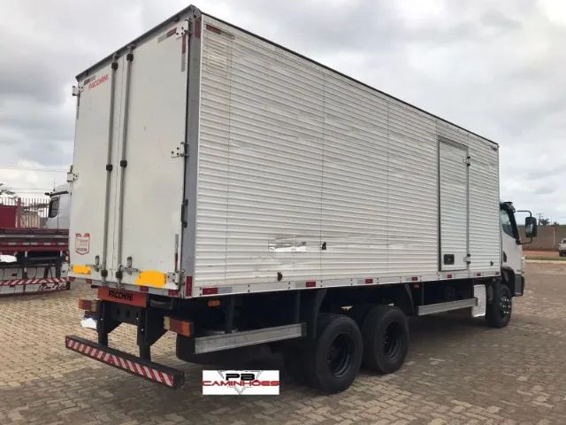 MERCEDES-BENZ ACCELO 1016 2014/2014 TRUCADO (6x2) COM BAÚ. - Foto 6