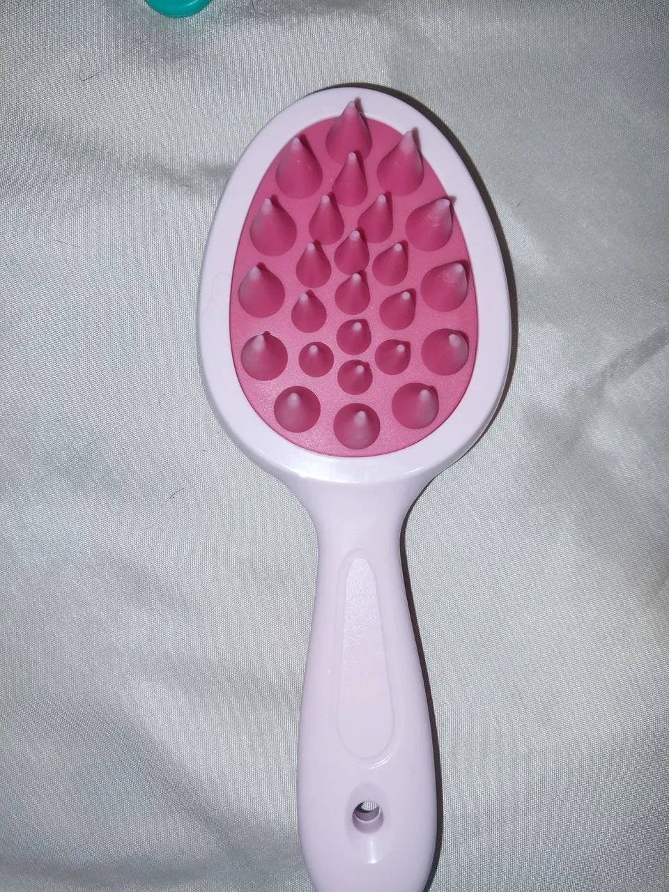 Escova massageadora de couro cabeludo e touca de banho grande.  - Foto 2