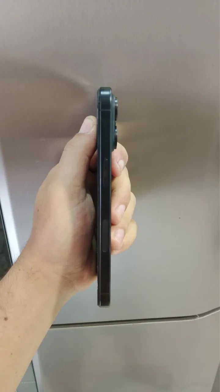 iPhone 15 pro max - Foto 3