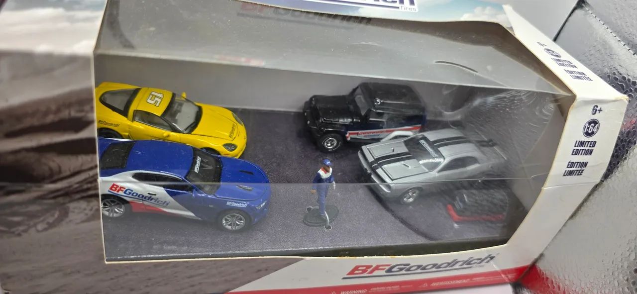 diorama BFGoodrich Performance Tire Shop  - Foto 2