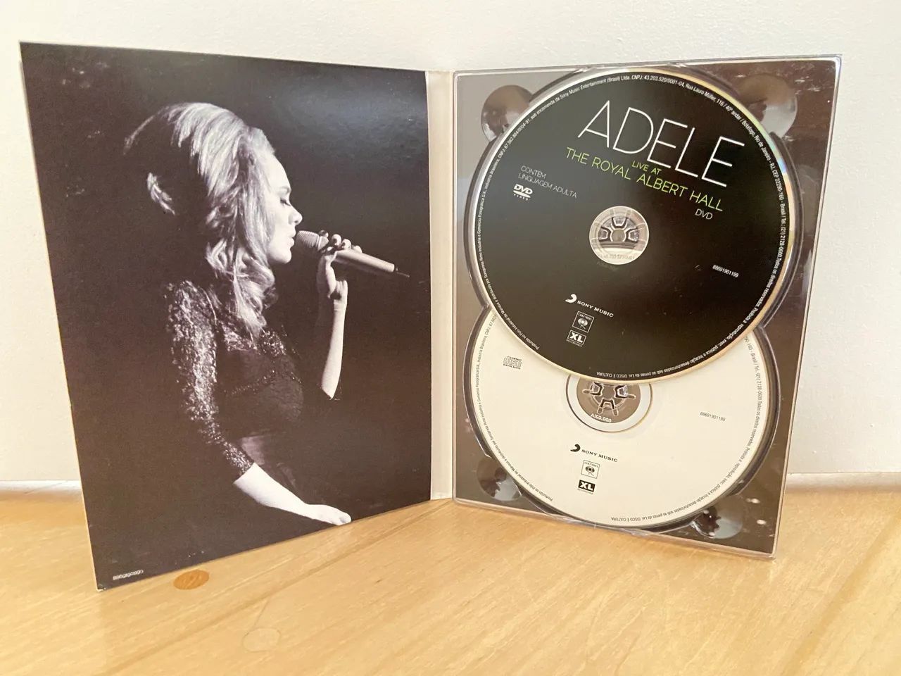 DVD Show Adele Live at the Royal Albert Hall  - Foto 4