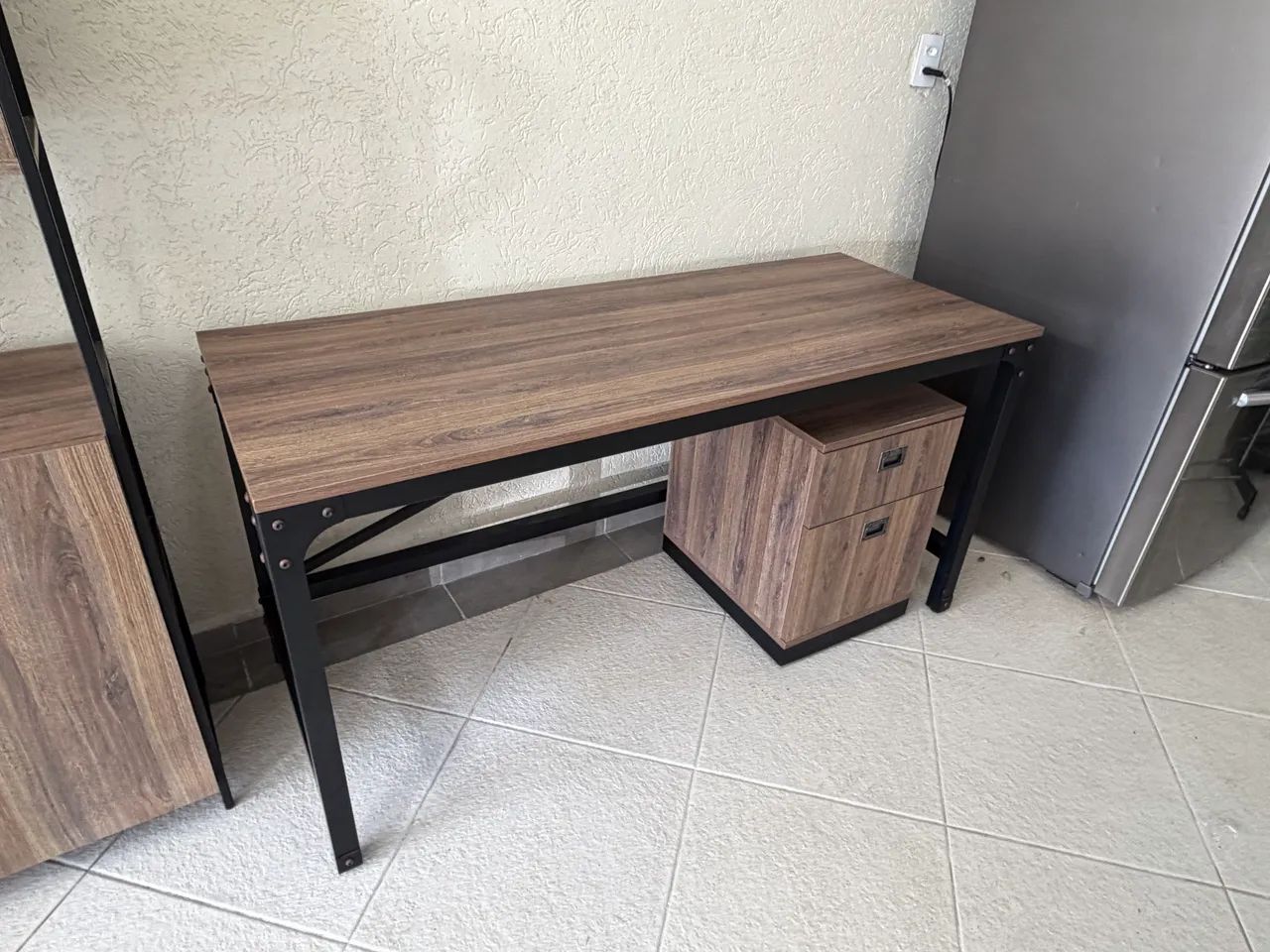 Conjunto mesa escritório industrial  - Foto 2