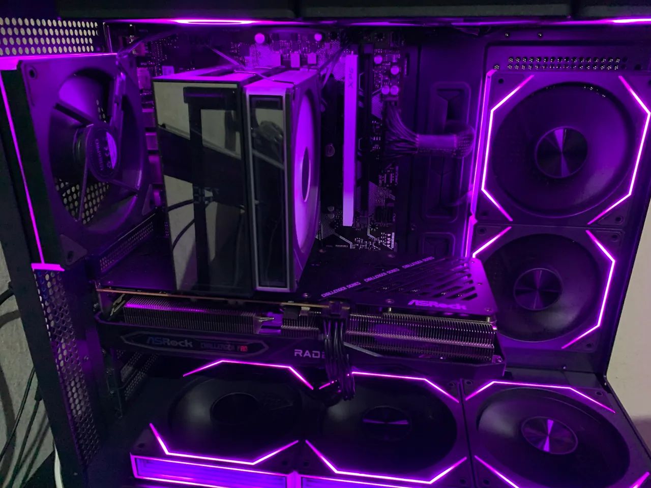 PC GAMER (AM5 FULL HD). - Foto 2
