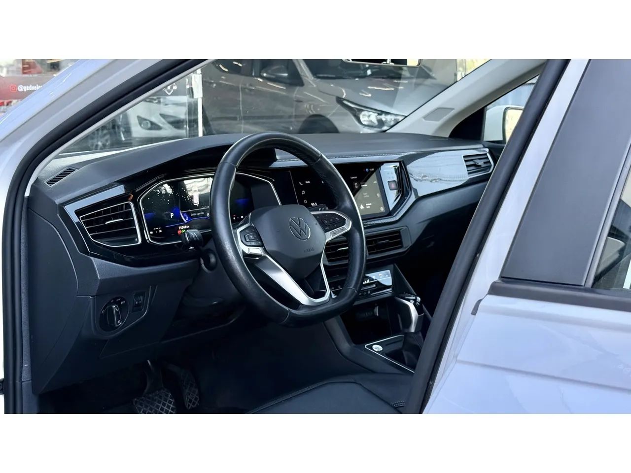 Volkswagen Virtus 2023 - Foto 4