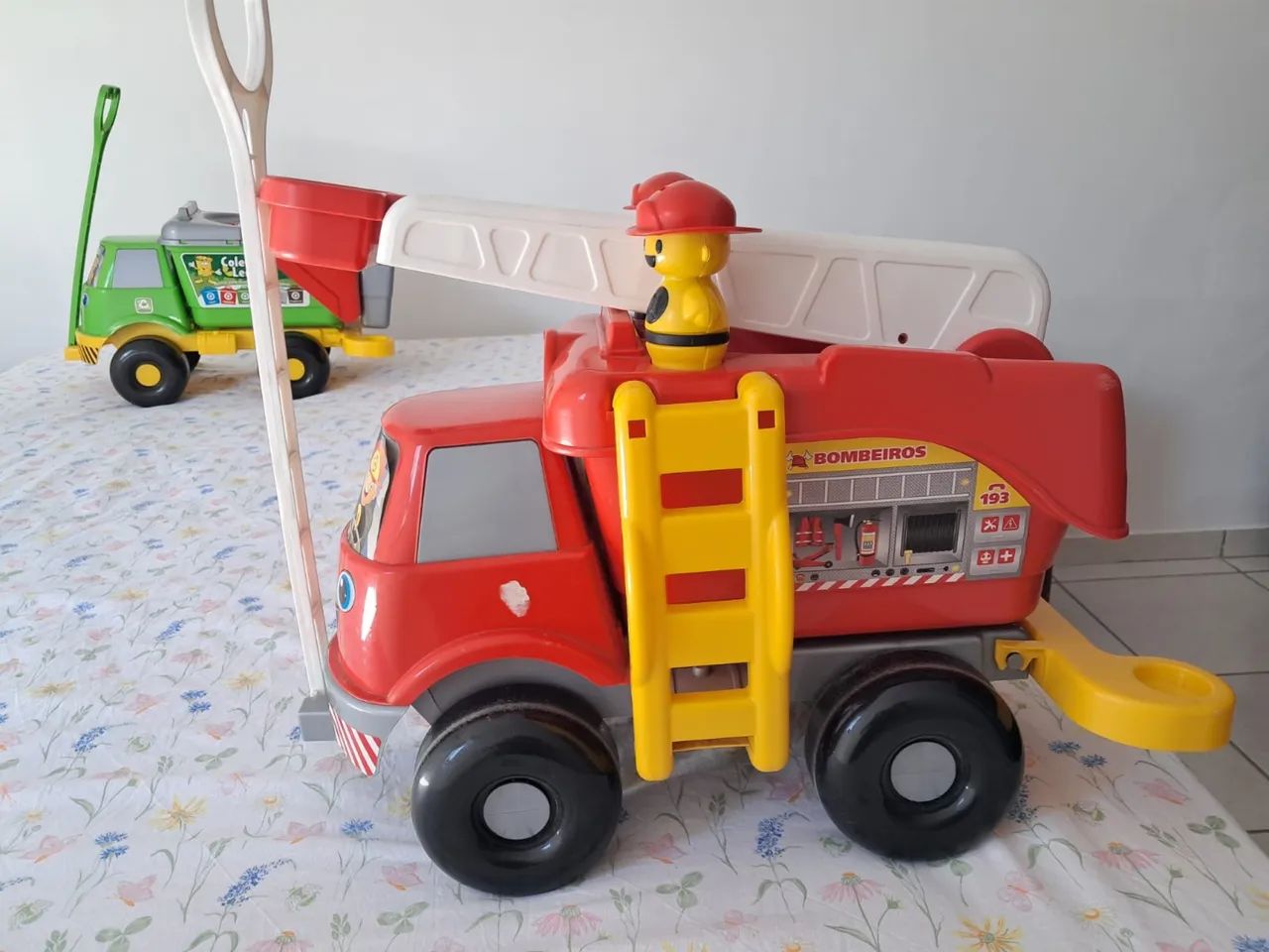 Caminhão de Bombeiros  - Foto 5