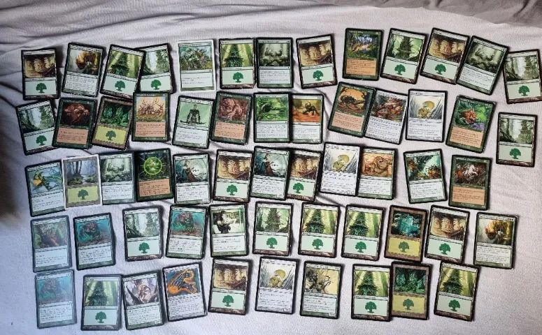 110 cartas de Magic the Gathering aleatórias e antigas - Foto 2