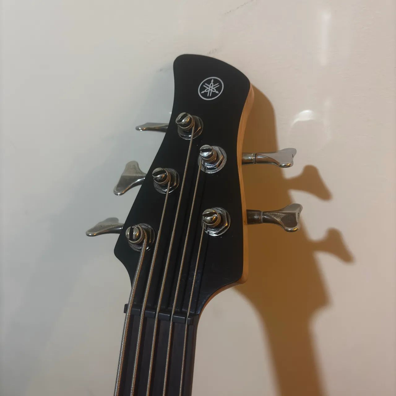 Baixo Yamaha TRBX 305 Black - Foto 2