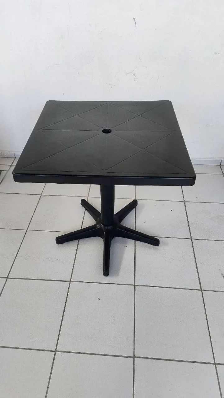Mesa de bar de ferro.  - Foto 2