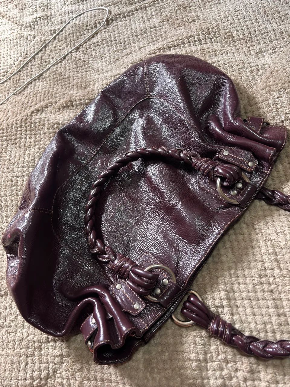 Bolsa nacional cor vinho