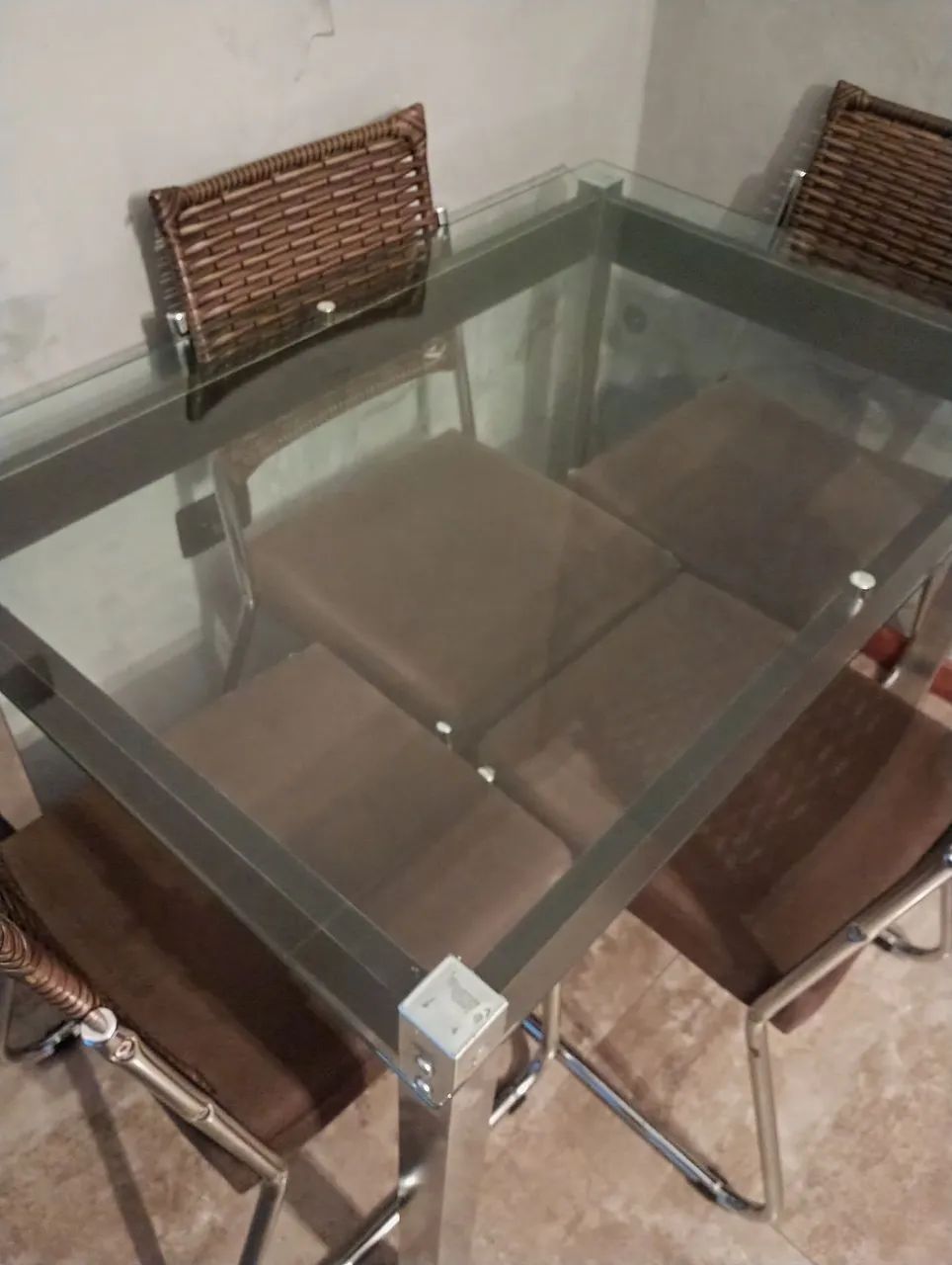 Mesa de Jantar com 4 Cadeiras - Foto 2