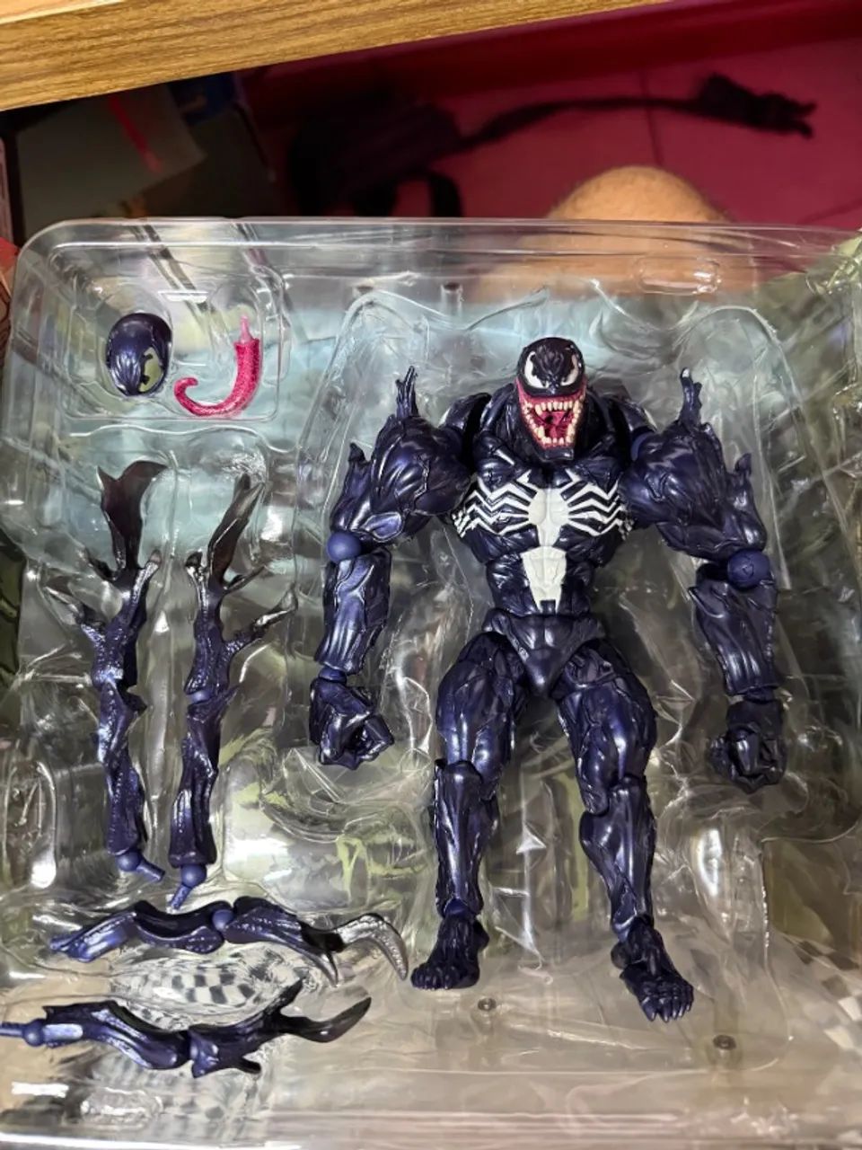 Venom Revoltech Action Figure Marvel Boneco Homem Aranha - Foto 2