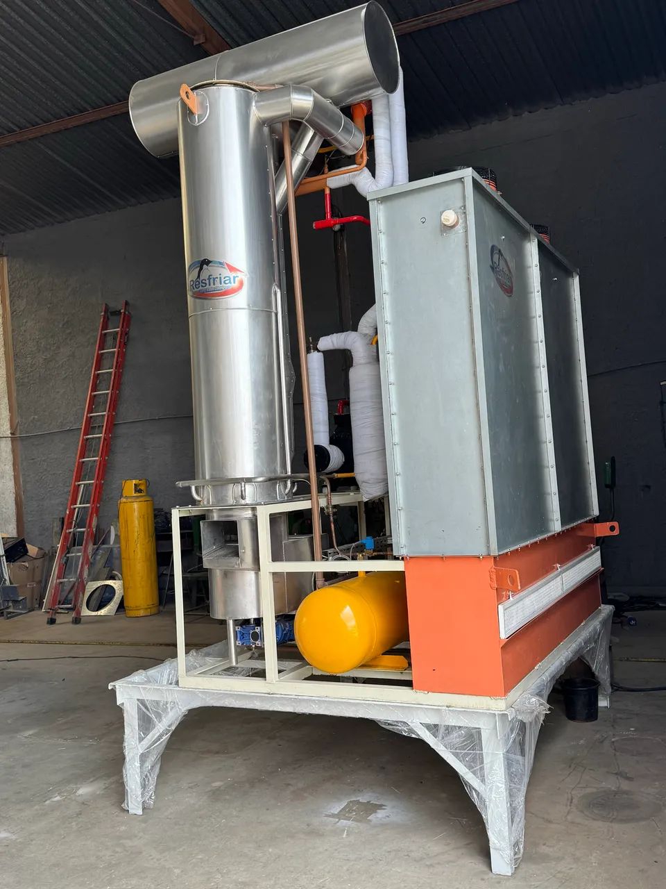 Máquina de Gelo Industrial 4T