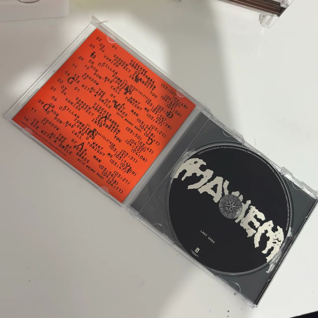 LADY GAGA CD MAYHEM IMPORTADO439274659875409921