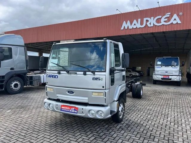 Ford Cargo 815 E Ano 2012 - Único dono - Foto 2