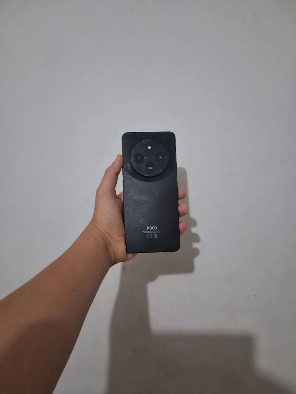 Poco C75 256gb Preto com 2 capinhas caixa e carregador  - Foto 3