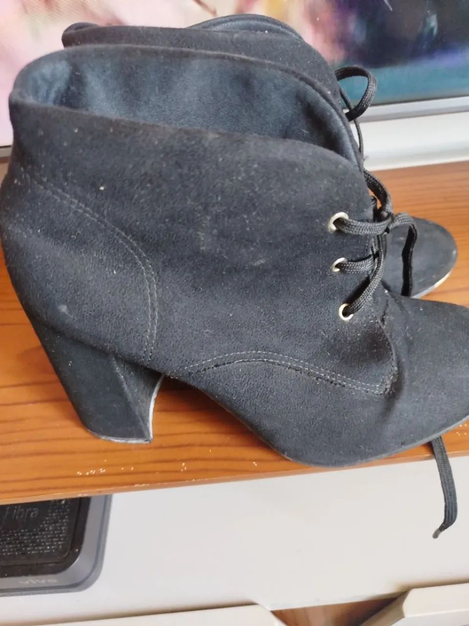 Bota preta 