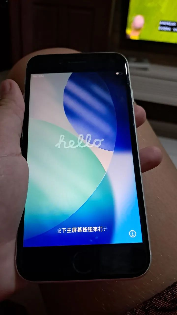 Iphone SE em ótimos estados e sem defeito nenhum  - Foto 2