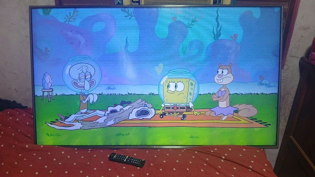 Vendo tv lg 55 polegadas smart valor 350 leia o anúncio  - Foto 3