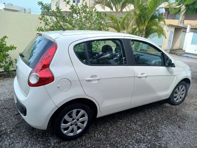 Fiat Palio Attractive 1.0 EVO Fire Flex 8V 5P 2016 - Foto 4