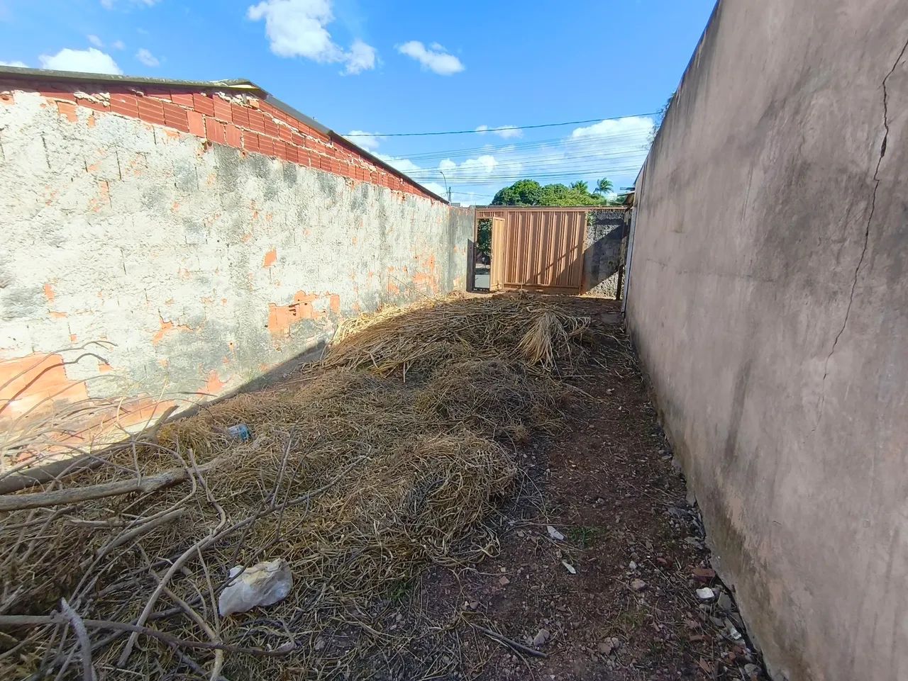 Lote com casa simples AR23 - Foto 3
