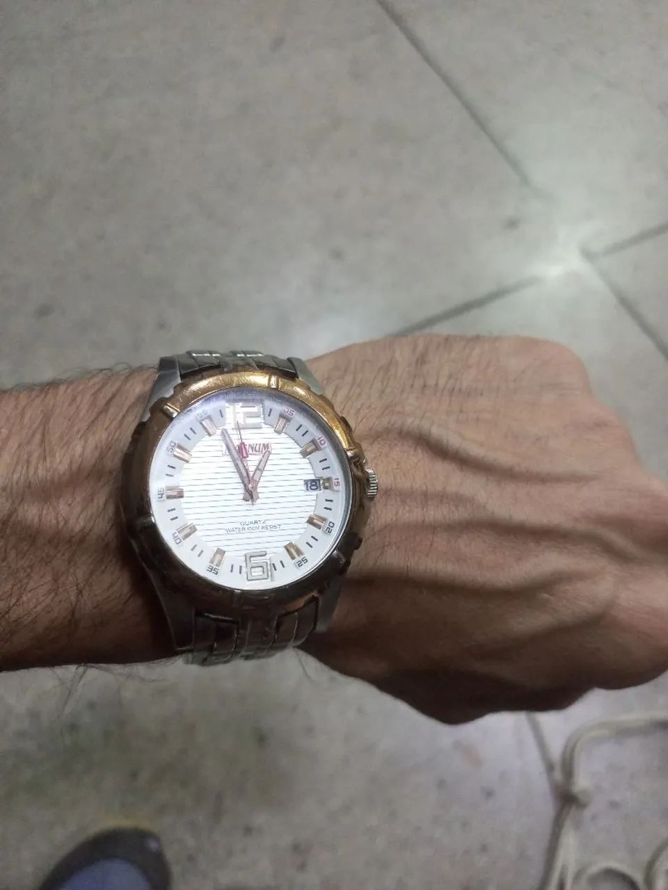 Relógio Magnum MA3263Z Original Conservado preço R$ 350 - Foto 3