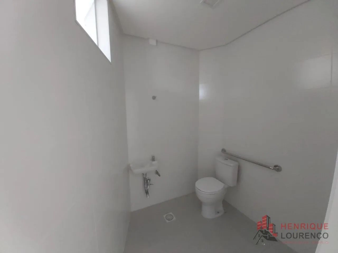 SALA COMERCIAL em JOINVILLE - SC, PIRABEIRABA - Foto 4
