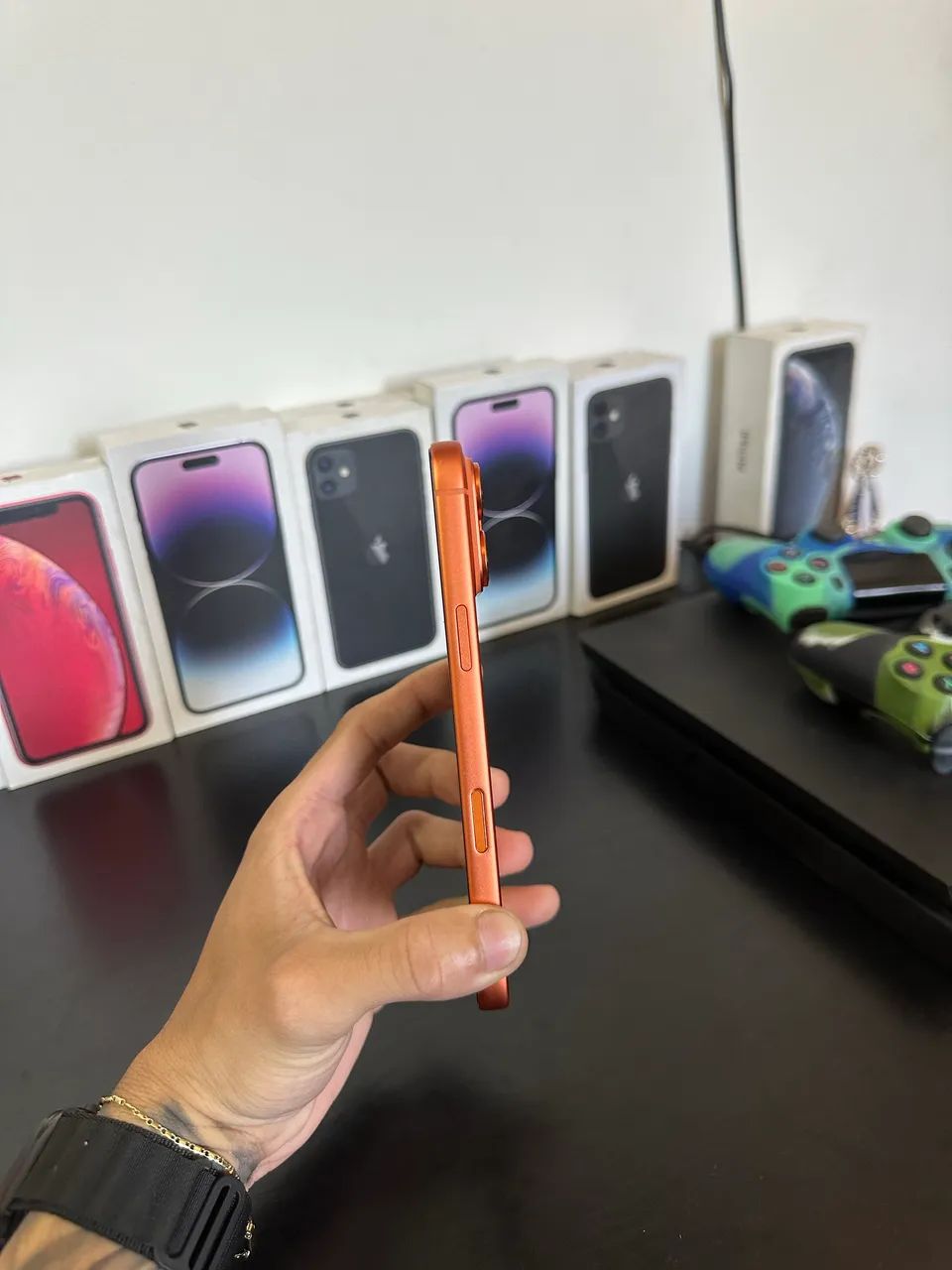iPhone 14 Pro Max na carcaça do 17 pro Max  - Foto 2