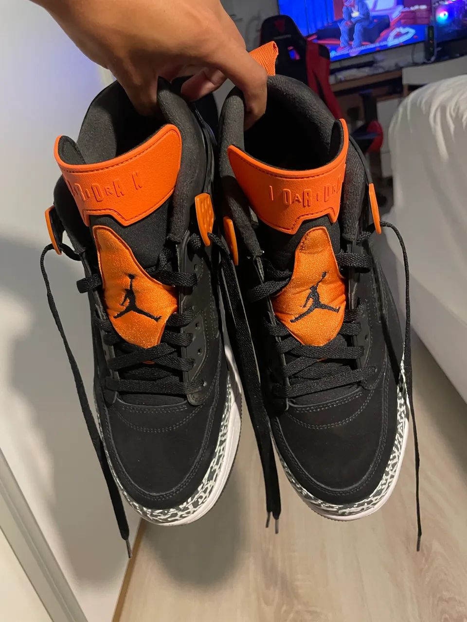 Jordan Spizike Low