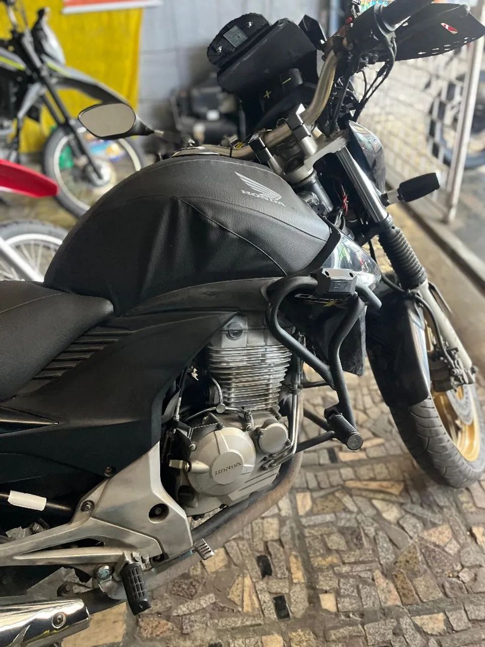 Cb 300 2015 - Foto 4