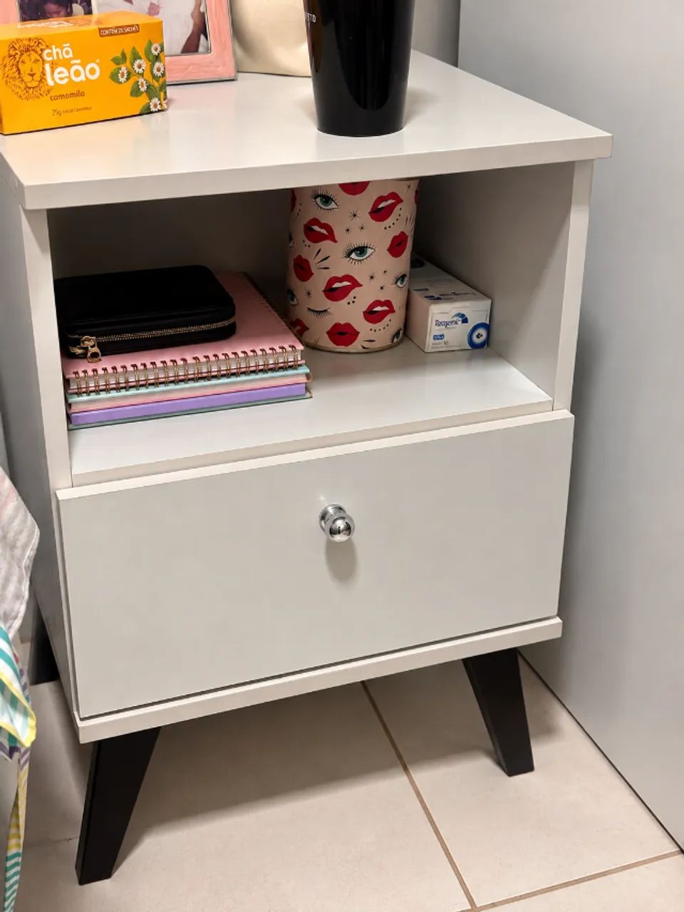 Criado mudo- usado- 