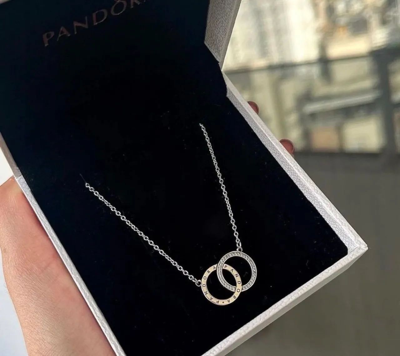 Colar Pandora dois círculos 