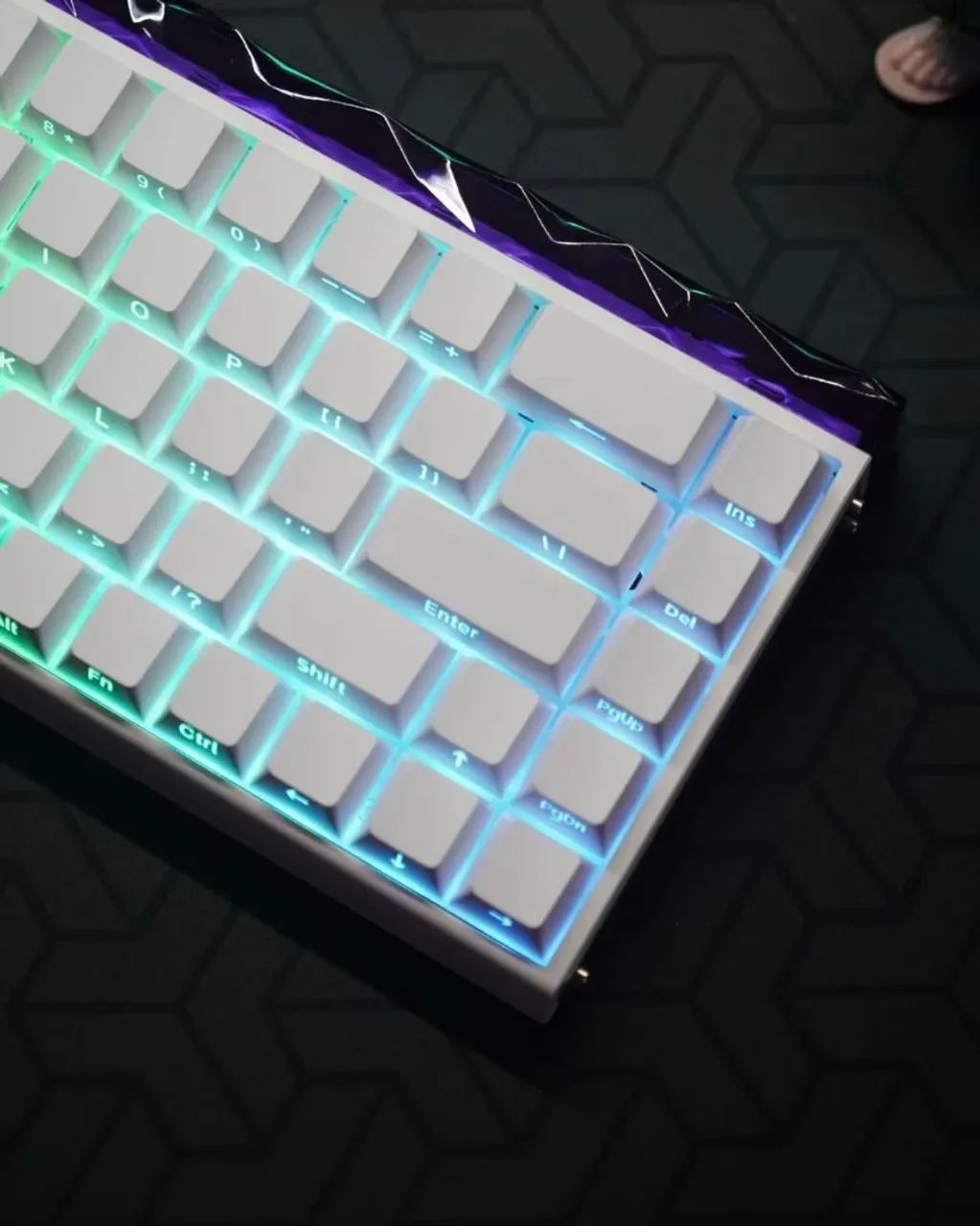 TECLADO MAGNÉTICO AULA HERO 68 - Foto 3