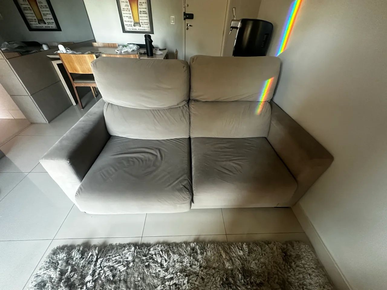 Sofá 2 lugares com assento retrátil cinza 