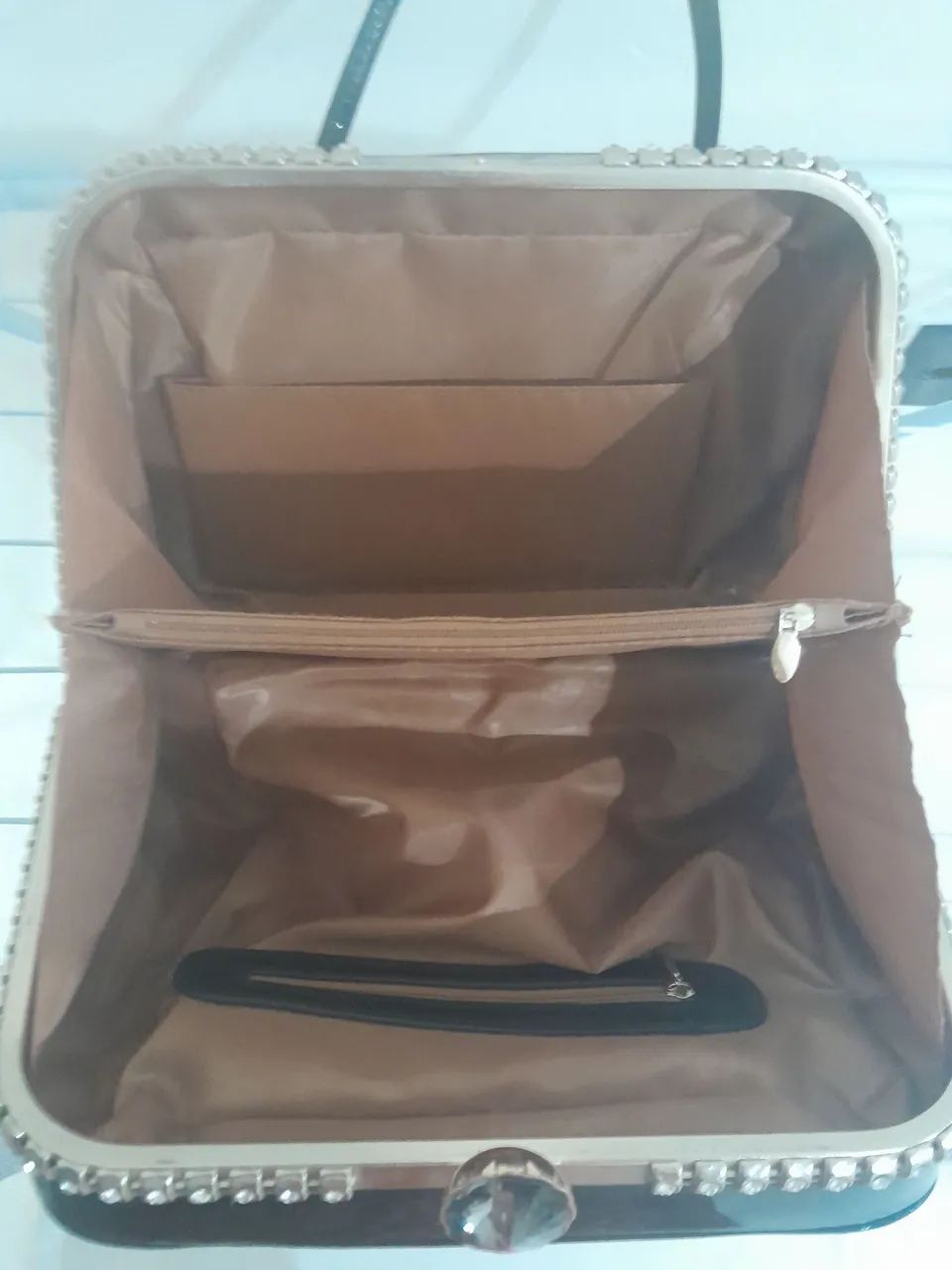 Bolsa Verniz elegante  - Foto 3