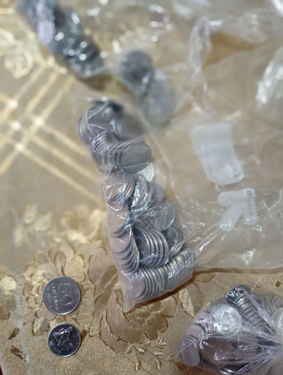 VENDO MOEDAS ANTIGAS * - Foto 2