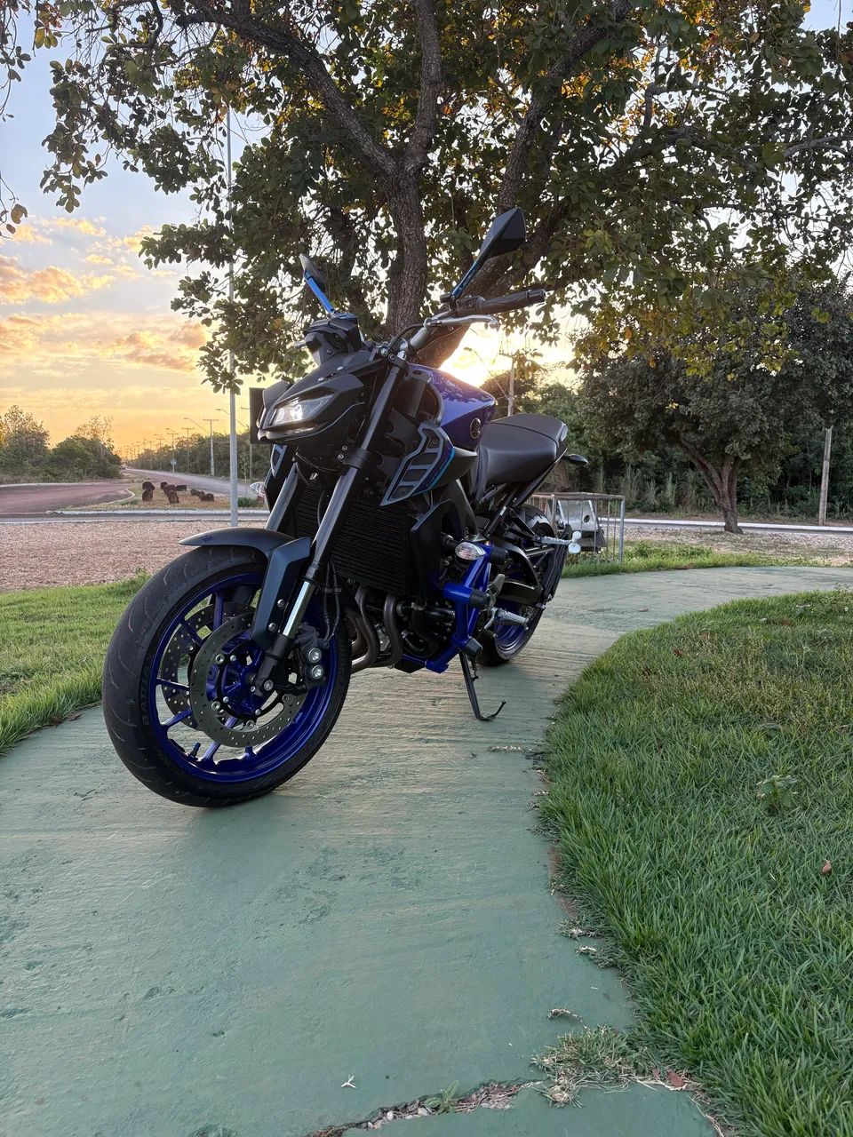MT09 | Yamaha 2023 - Foto 2