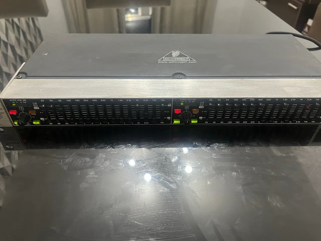 Equalizador Profissional Behringer Ultragraph Pro FBQ1502 15 - Funcionando Perfeitamente  - Foto 2