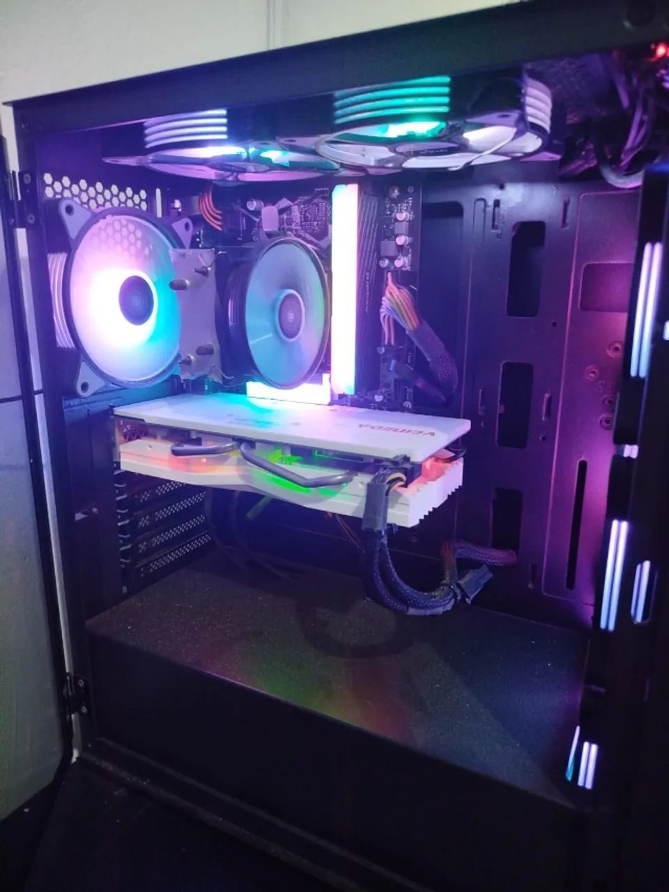 Pc i3 10100f 16gb rx 580 8gb