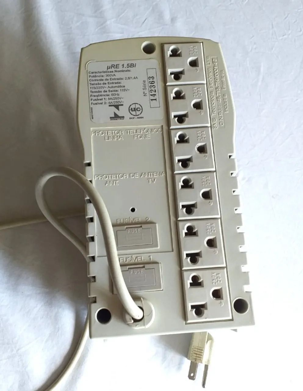 Estabilizador "no breaker" 110/220 marca SMS modelo Revolution II, usado em ótimo estado - Foto 3