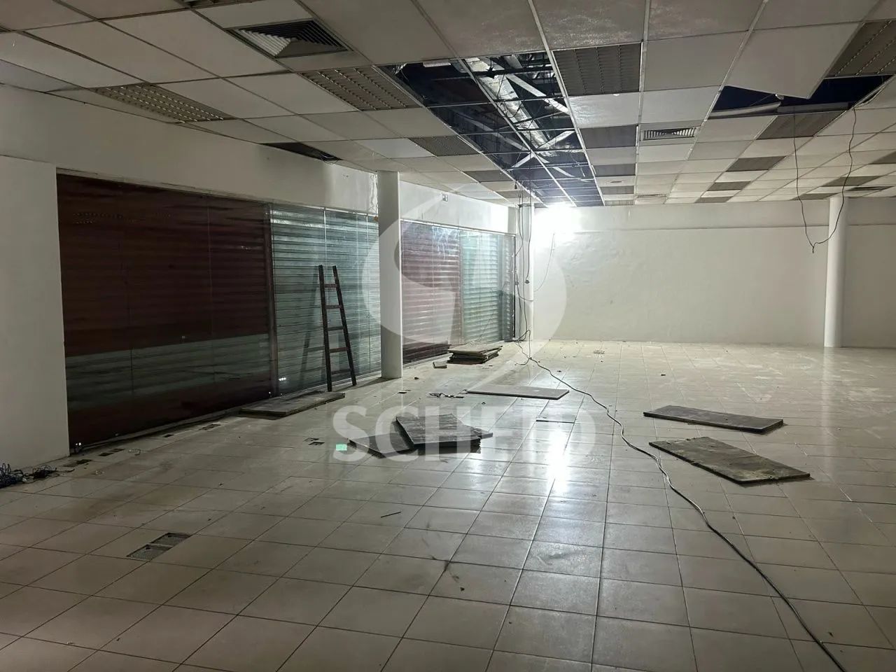 EXCELENTE LOJA, 2.000 m² de CONTRUÇÃO, ESTACIONAMENTO AMPLO - Foto 3