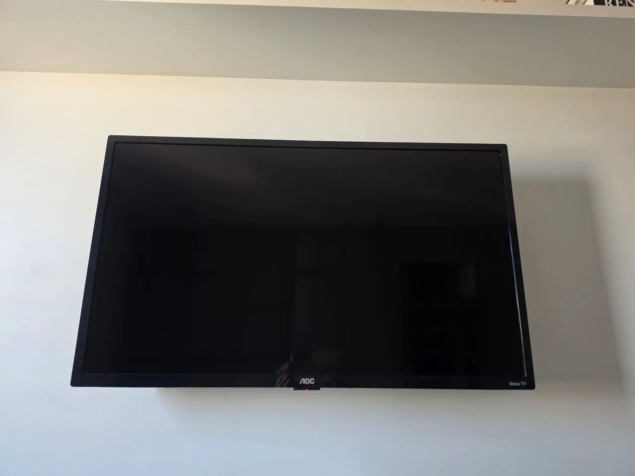 TV 32 polegadas Smart AOC Roku