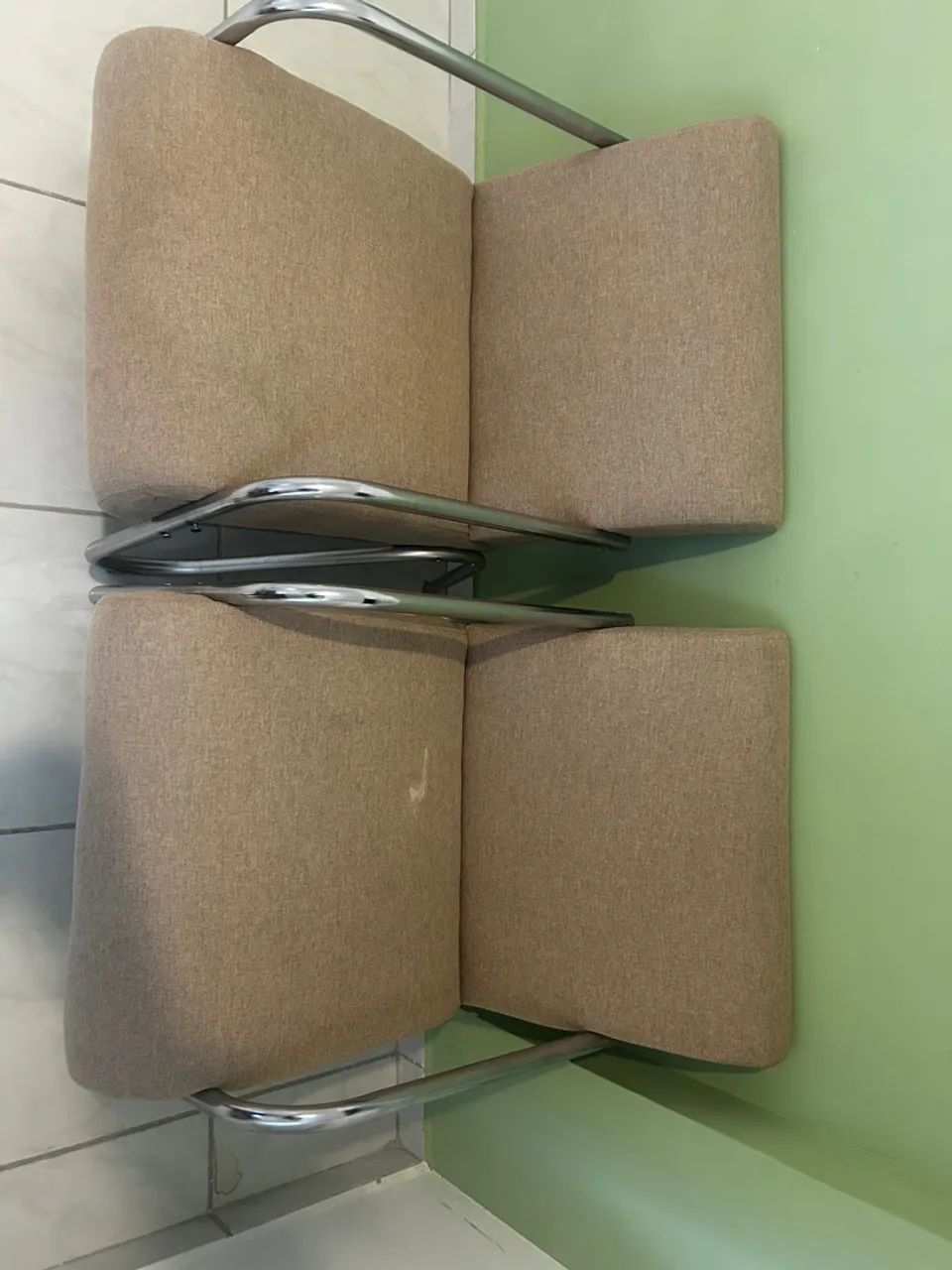 2 Poltronas em linho beje seminovas  - Foto 2