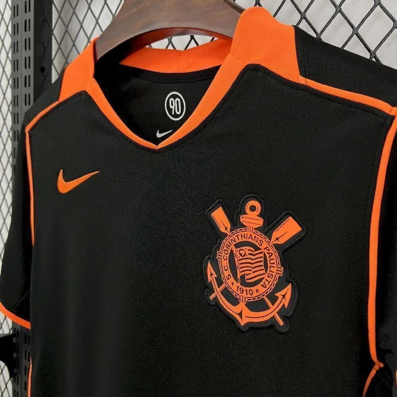 CAMISETA CORINTHIANS PRETA E LARANJA MODELO TORCEDOR  - Foto 3