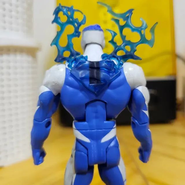 superman eletric blue dc universe classics dcu elétrico azul boneco figura mattel - Foto 2
