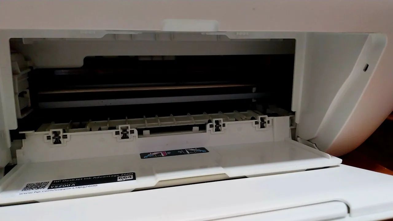 Impressora HP Deskjet Ink Advantage 2676 - Foto 3