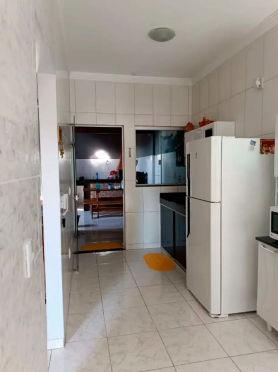 Casa de 140m², 03 quartos sendo uma suíte  Res. Alphaville - Foto 2