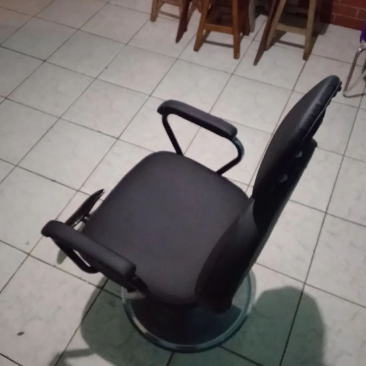 Cadeira de barbeiro  - Foto 2